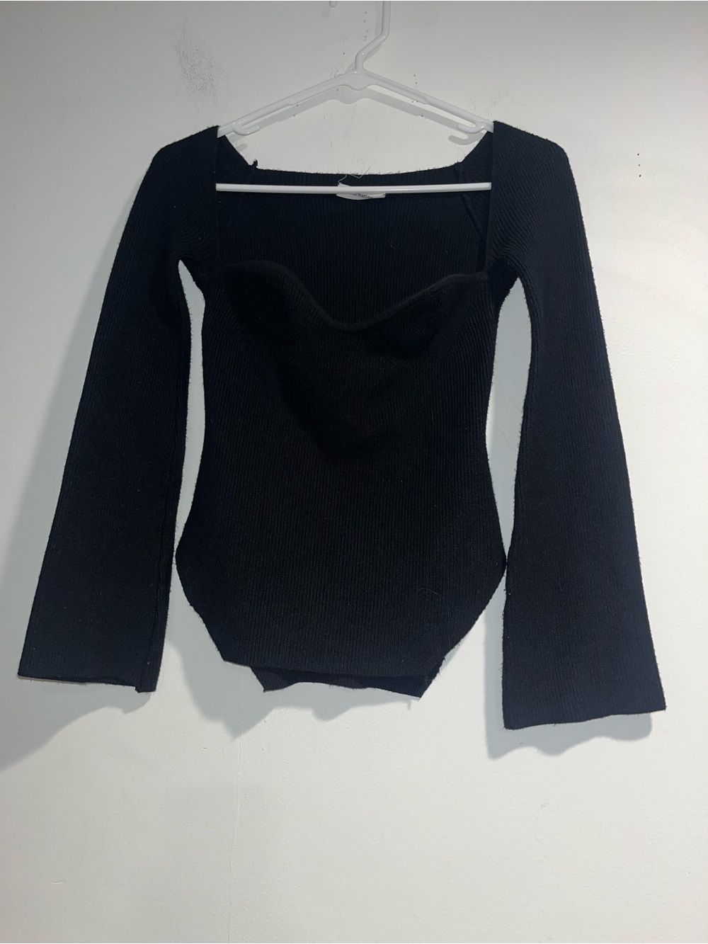 REFORMATION Glenna cashmere sweater in black (see measurements)